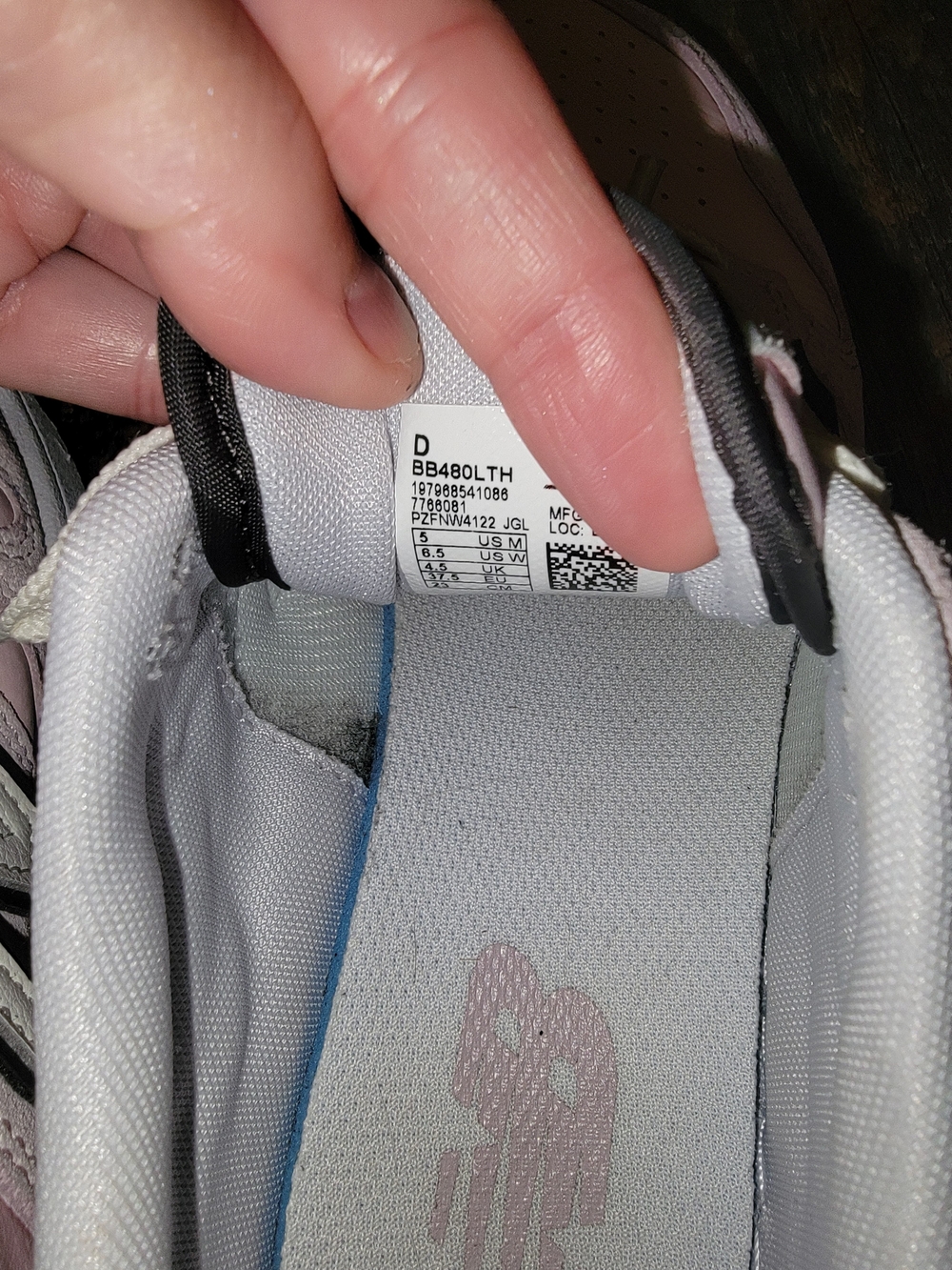 New Balance Women's 480 Low-Top Sneakers in Light Pink - Picture 6 of 7